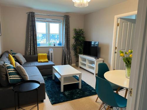 Gravesend Apartment | Summerville