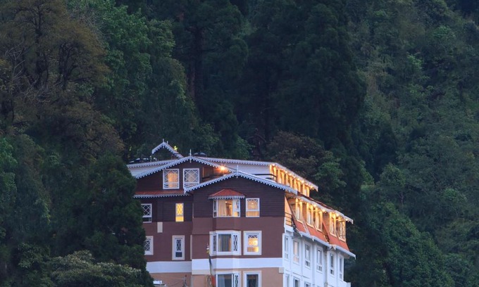 Darjeeling Hotel | Summit Hermon Hotel & Spa