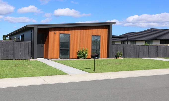 Whitianga House | Sun and Sea Sanctuary - Whitianga Holiday Home
