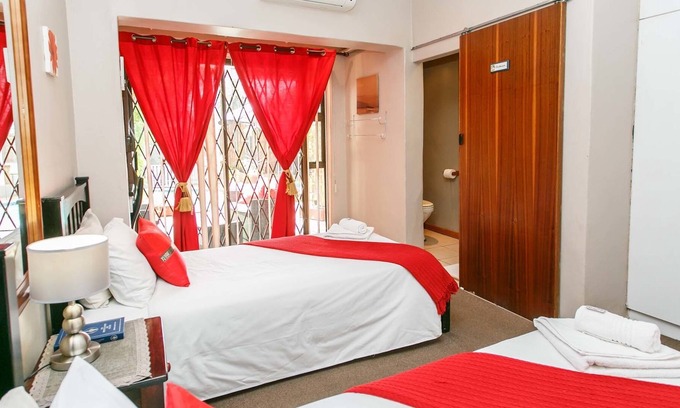 Eikenbosch House | Sun Bell Lodge