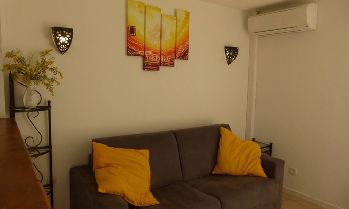 Les Adrets-de-l'Esterel Apartment | Sun holidays in the calm of the French Riviera. 3 * apartment