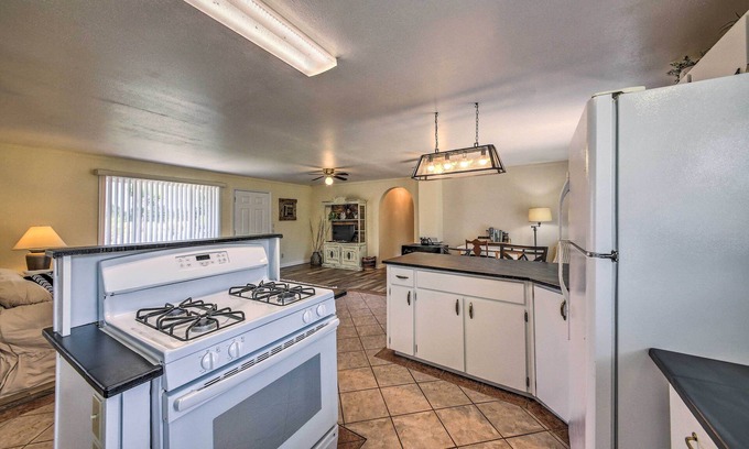 White Pine House | Sun-Soaked Trout Creek Escape < 2 Mi to River