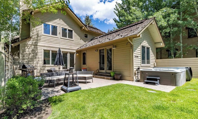 Sun Valley House | Sun Valley Hillside Home | Hot Tub + Mountain Views