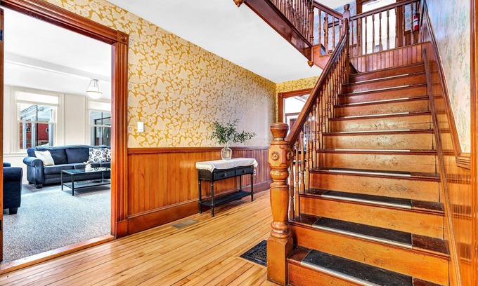 Sunday River Area House | Sunday river | 12 beds | hot tub
