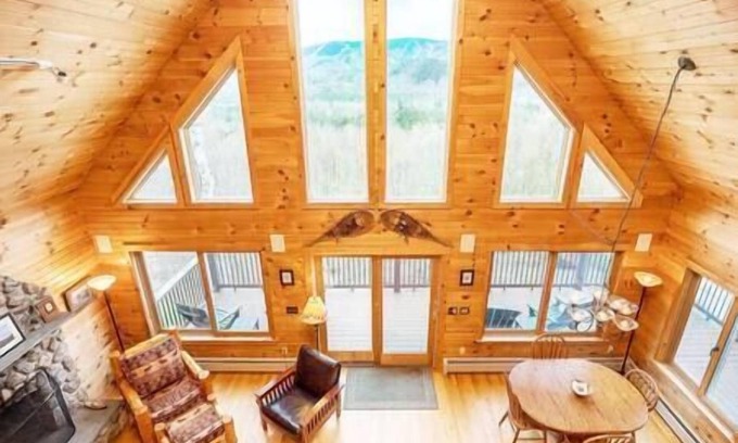 Sunday River Area Ski Chalet | SUNDAY RIVER VIEWS! Chalet in Newry