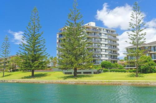 Port Macquarie Apartment | Sundial 202 8-10 Hollingworth Street