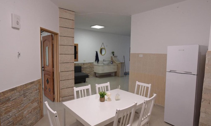 Masade Apartment | Sunflower