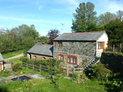 Looe House | Sunflowers Barn