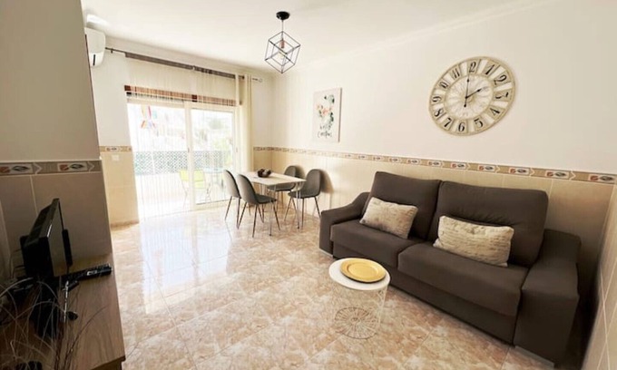 Vale de Carro Apartment | Sunny 1 bdr apartment w/Pool/Wifi, BBQ, beach nearby - Albufeira