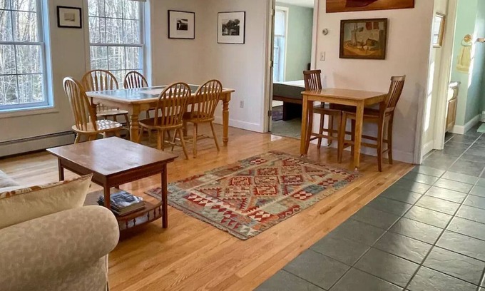 West Kennebunk Apartment | Sunny 1-bedroom apartment on Maine Coast