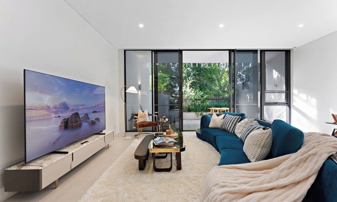 Bondi Junction Apartment | Sunny 3BR North Bondi Escape, 19min Walk to Beach