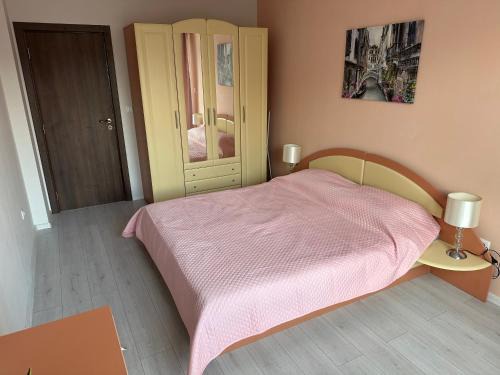 Sunny Beach Apartment | Sunny and cosy appartment in Admiral Plaza hotel