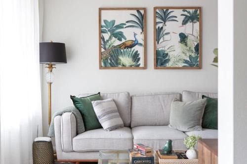 Lane Cove Apartment | Sunny Apartment in Quiet and Green Neighbourhood