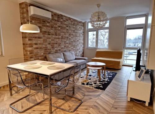 Plovdiv Apartment | Sunny apartment near Mall Plovdiv