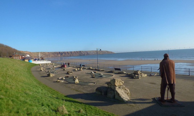 Filey Cottage | Sunny Bay