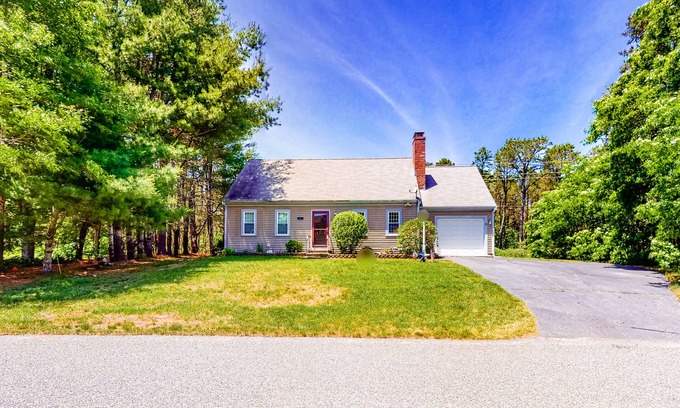 West Yarmouth House | Sunny, Family-Friendly Home w/Fast WiFi - Adjacent to Cape Cod Rail Trail