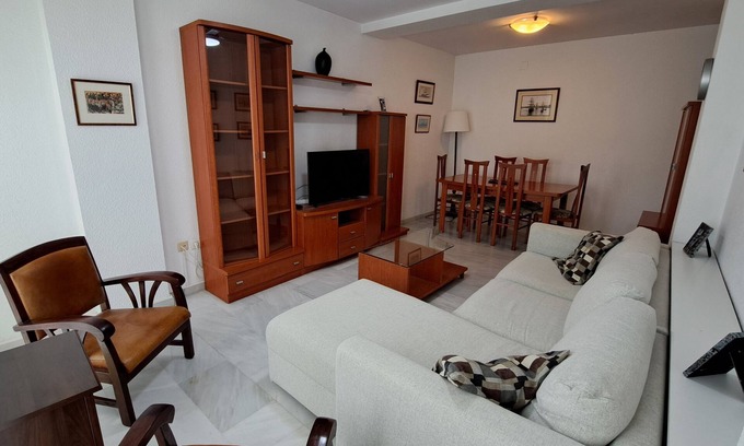 San Fernando Apartment | Sunny flat in the best location!