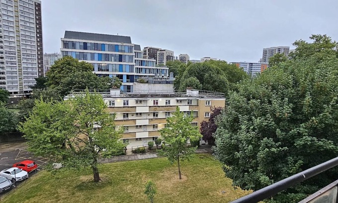 St. Johns Wood Apartment | Sunny Home in Central London