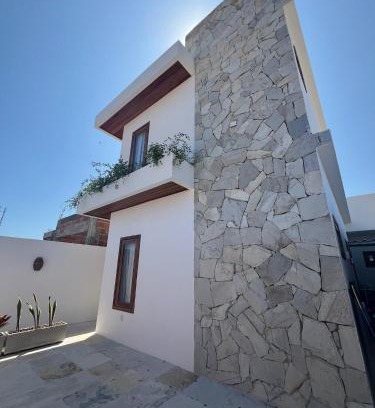 Caicara House | Sunny Kite House Prea