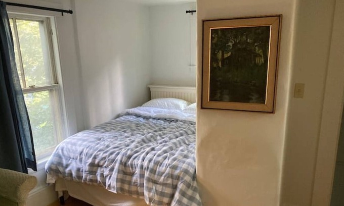 Parkside Apartment | Sunny + private West End apartment with free parking