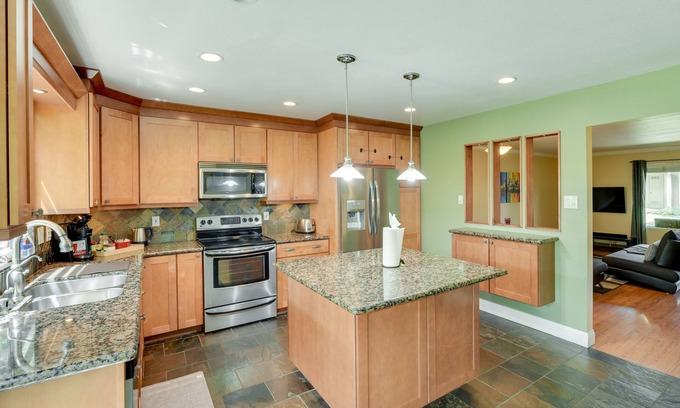 South San Jose House | Sunny San Jose Townhome - Family Friendly!
