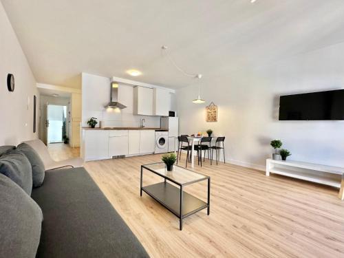 Los Abrigos Apartment | Sunny Seas Hideaway Apartment