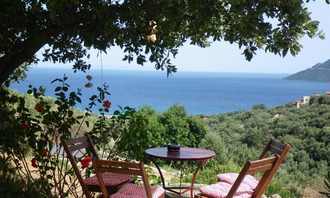 Skoutari House | Sunny side, a holiday home for families, groups and individualists