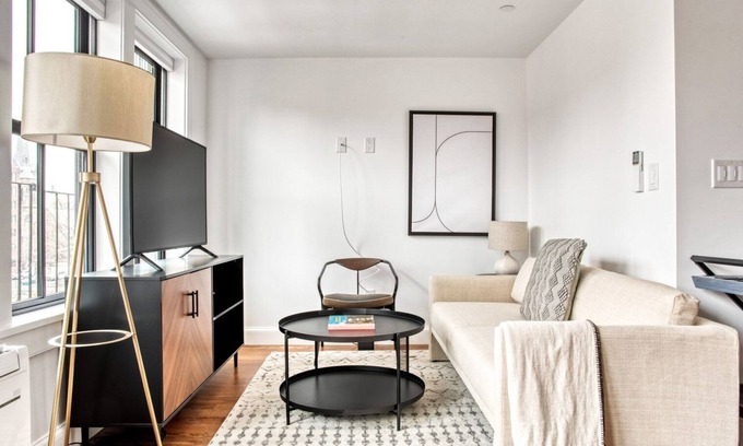 Columbus Apartment | Sunny South End 1BR w/in-unit W/D, steps to restaurants, by Blueground