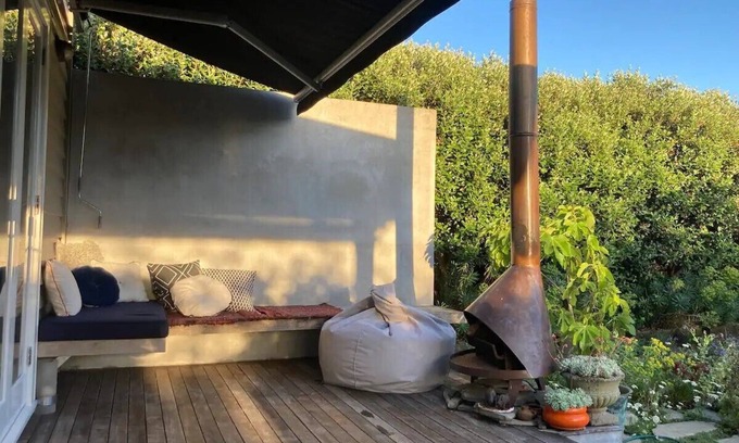 Mount Eden House | Sunny Villa in Kingsland with pool