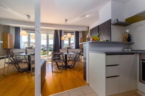 Krk Apartment | Sunnyside Corner
