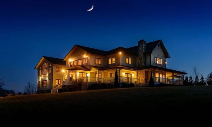 Boone House | Sunnyside Farm - extraordinary home offers an unparalleled getaway experience!