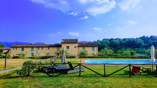 Lucca House | SunnySide Pool and relax in Lucca hills