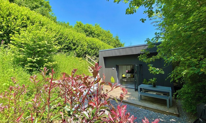 Newton Ferrers Cabin | Sunridge Cube 1 with Hot Tub & Giant Home Cinema