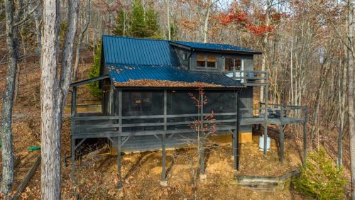 Morganton House | Sunrise and Stardust