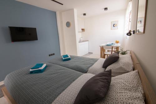City Center House | Sunrise Apartments