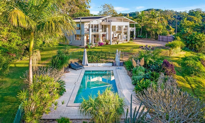 Coorabell House | Sunrise Estate - Beautiful, spacious home - Byron Hinterland