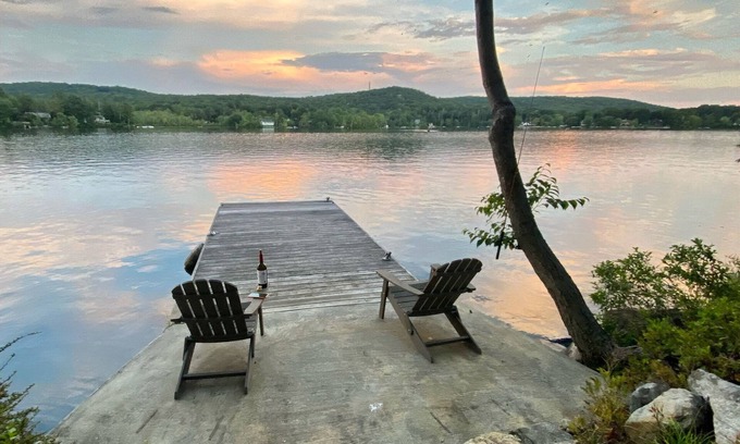Putnam Valley House | Sunrise lake house