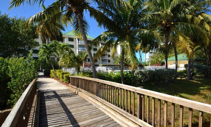 Key West Apartment | Sunrise Suites Antigua Suite #312