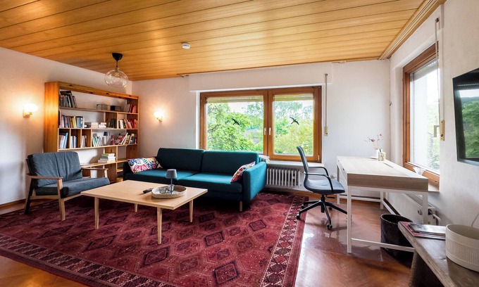 Heidenheim an der Brenz Apartment | Sunroom 2 Bed Apartment West Town B17