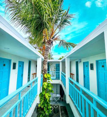 Thulusdhoo Island House | SunSeaSurf Maldives