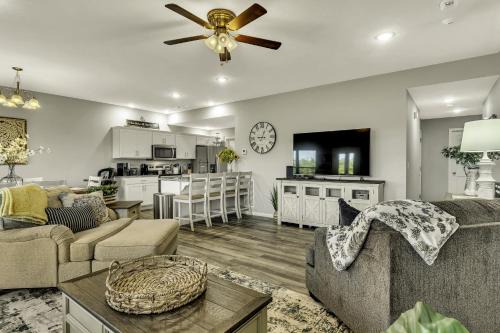 Branson West Apartment | Sunset Bunker condo