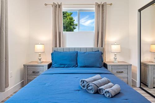 Wilshire House | Sunset Chateau Hollywood