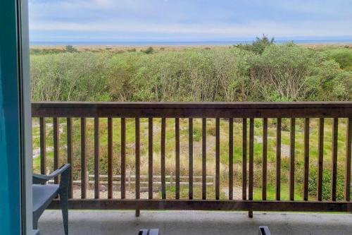Ocean Shores Apartment | Sunset Dunes