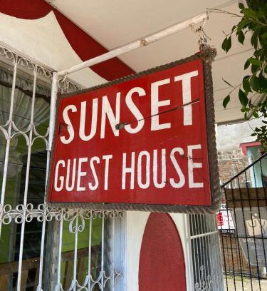 Las Pampas House | Sunset guest house