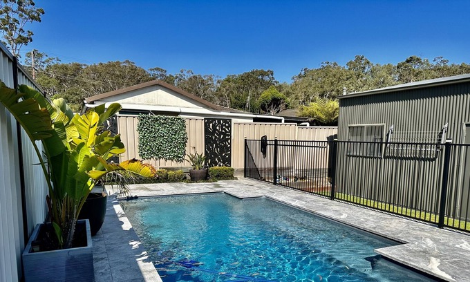 Chain Valley Bay House | Sunset Heaven With Pool!