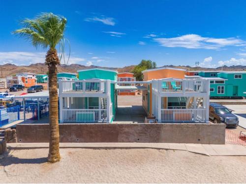Parker Strip House | Sunset Hideaway, Front Row at Roadrunner Resort