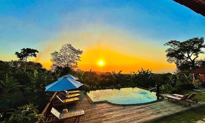 Mushroom Bay Villa | Sunset Hill Lembongan