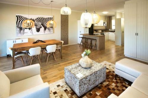 Langebaan Apartment | Sunset Lounge - Visit Langebaan
