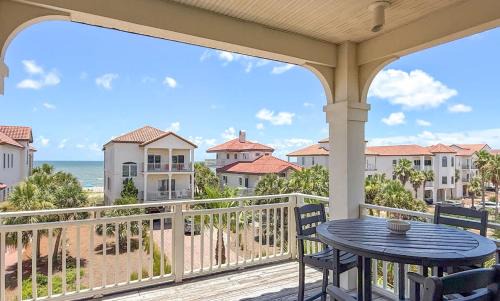 East End House | Sunset Paradise Gulf View Pool 4 KING Sunset Beach