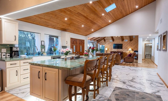 Coarsegold House | Sunset Retreat- TWO houses with hot tub, firepit, multiple kitchens, sleeps 20!